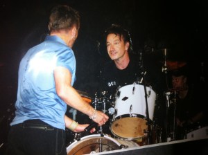 89-bono-plays-the-drums